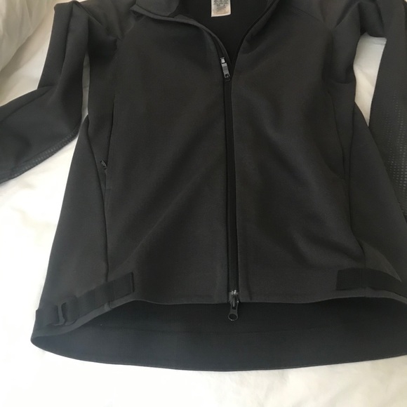 Adidas jacket - Picture 4 of 7